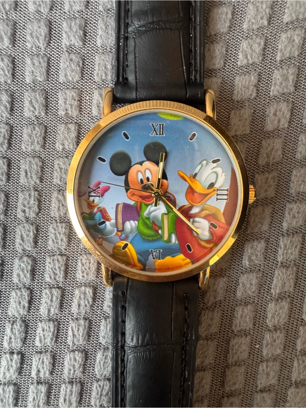 Vintage Disney Mickey Donald Daisy Watch Gold Tone Black Genuine Leather Band